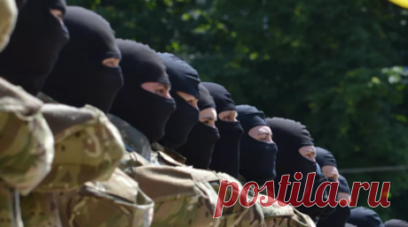 Суд ДНР приговорил двух азовцев к 24 годам тюрьмы за обстрелы жилых домов. Верховный суд ДНР приговорил боевиков нацполка «Азов»*, старшего сержанта Павла Артёменко и младшего сержанта Антона Романюка, к 24 годам колонии за обстрелы из миномётов жилых домов в населённых пунктах республики. Об этом сообщает СК России. Читать далее