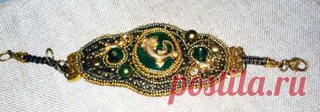 Зелёный агат, бисер и хрусталь, натуральная кожа... Без комментариев - шикарно!