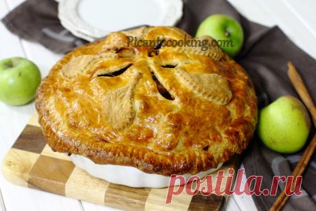 Закритий яблучний пиріг Закритий американський яблучний пиріг по рецепту Марти Стюарт. Хрустка скоринка та ніжна начинка з ароматом кориці та сушеного імбиру.