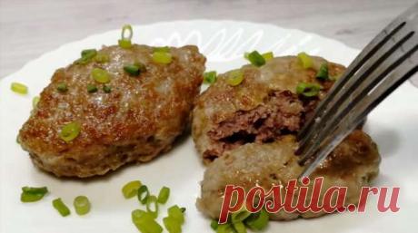 Домашние котлеты из куриных желудочков: необычно, но очень аппетитно | Офигенная Предлагаем необычный рецепт привычного для всех блюда: домашние котлет из куриных желудочков. Неожиданно? Неожиданно вкусно и бюджетно! Получается очень аппетитное, сочное горячее блюдо – из самых