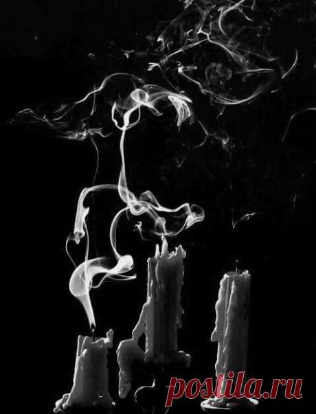 Признаки порчи и признаки сглаза. Признаки негативных воздействий сглаза и порчи могут во многом совпадать. Так происходит из-за того, что и порча, и сглаз – оба эти влияния, по сути, несут негативную и разрушительную энергию. Сглаз и порча могут проявляться в конкретных областях жизни человека, а могут воздействовать сразу на все вопросы, все ситуации, что с бедолагой, попавшим под воздействие, случаются.