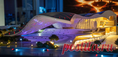 6-9-25--БИОНИЧЕСКИЙ стиль и «ЛЕТЯЩИЙ СНЕГ»: каким будет национальный центр «РОССИЯ» на Пресне -КРАСНОПРЕСНЕНСКАЯ НАБ., 14 - на территории Экспоцентра в Москве. Это будет новый выставочный комплекс для демонстрации достижений нашей страны. Современная архитектура, силуэт, отсылающий к летящему снегу, мультимедийный фасад с возможностью адаптации под происходящие события – все это планируется реализовать на площадке.