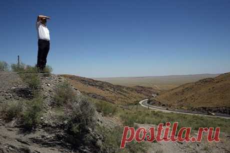 «МегаФон» впервые запустил систему цифрового экомониторинга за рубежом. Решение «МегаФон Экология» будет контролировать качество атмосферного воздуха на территории города Ахангаран в Узбекистане, говорится в сообщении оператора связи. Комплекс автоматизированного мониторинга состоит из датчиков пыли, газоанализаторов и метеостанции.