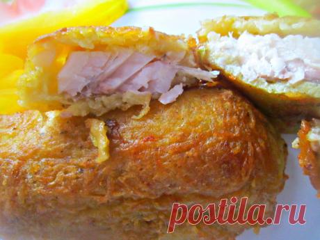 Судак в картофельной шубке Танцы от плиты и до компа !!
Примерно килограмм картофеля,-1 столовая ложка сметаны,-2 ст.ложки муки,соль, перец0,5 кг. филе рыбы(желательно - не очень жирной)
Картошку почистить и натереть намелкой …