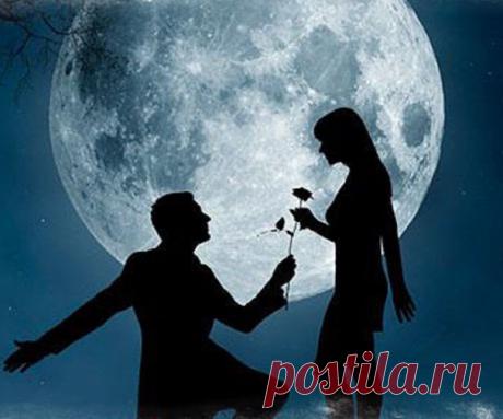Магические заговоры на полнолуние на любовь: стоит ли игра свеч? Как правильно читать заговоры на приворот в полнолуние. Самые сильные слова, белые и черные ритуалы. Как понять, что ваша магия начала действовать. Отзывы о лунных обрядах.