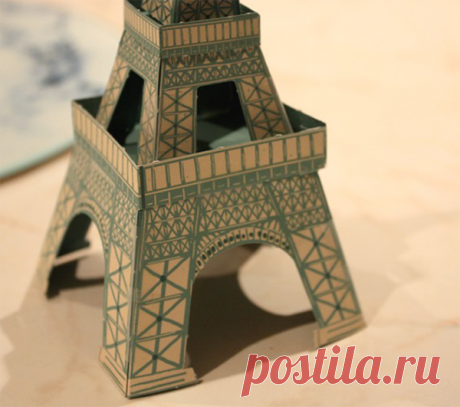 Эта книга очень познавательна. Она поведает вам и ребенку о десяти всемирно известных памятниках архитектуры. Как конструировали Статую Свободы?