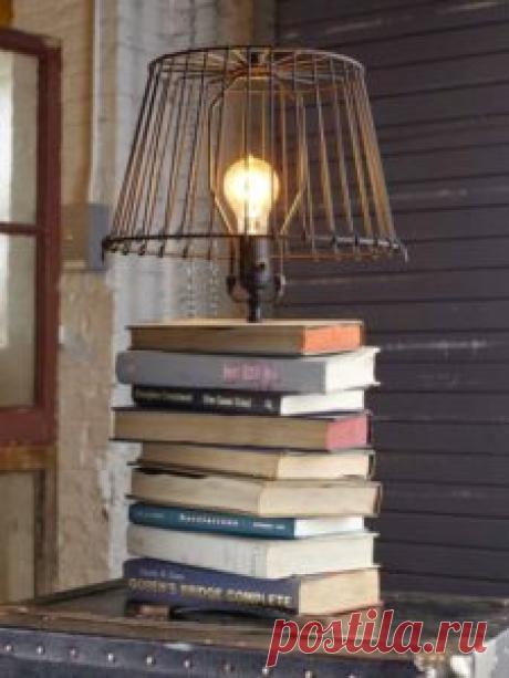 Как с помощью книг можно не только украсить дом, но и отомстить гостям - Postel-Deluxe.ru