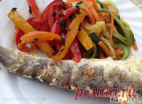 Ледяная запеченая в духовке с овощным гарниром - Рецепт с пошаговыми фотографиями - Ням.ру