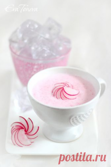 Студена супа с репички