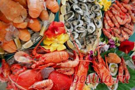 Польза морепродуктов известна давно. Виды даров моря, их влияние на здоровье, какие полезны именно вам - советы диетолога.