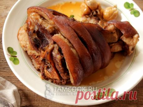 Рулька по-китайски (в соевом соусе) — рецепт с фото Сваренная в кисло-сладко-остром насыщенном бульоне свиная рулька — нежная, ароматная, с характерным азиатским привкусом.