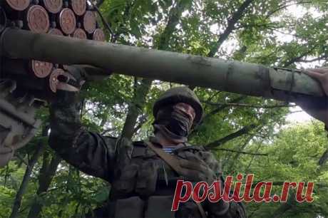 Рогов: ВСУ после неудач на запорожском направлении начали перегруппировку. Они подтягивают резервы, чтобы совершить новые атаки.