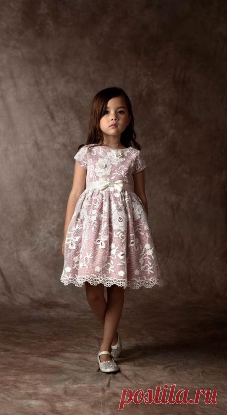 Красивейшие платья для девочек 2019-2020 года: лучшие идеи образов для юных принцесс | Чаровница и проказница