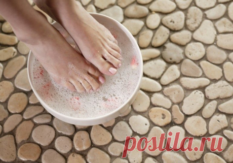 Как сделать ванночку для ног от мозолей: расслабляющие рецепты