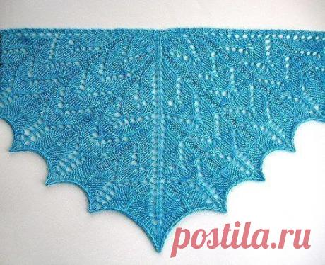 Ажурный бактус спицами