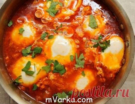 Яичница в мультиварке по-средиземноморски