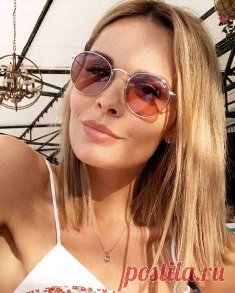 Сама скромность: Мария Горбань опубликовала редкий снимок с мужем . Милая Я