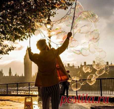 Жизнь коротка, но какой ширины она будет - зависит только от человека. / Понимание бизнеса