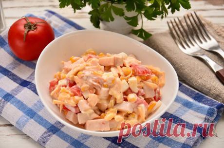 Салат «Восторг» с κурицей — прοстο гοтοвится и οчень вκуснο Салат Восторг готовится достаточно просто, так как большинство ингредиентов не требует термической обработки или какой-либо подготовки.