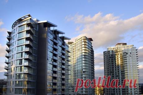 Довольны ли вы качеством жилищно-коммунальных услуг? кхКачество оказания услуг управляющей организации как до реформы, так и после реформы ЖКХ всегда оставалось, остаётся и останется предметом ...