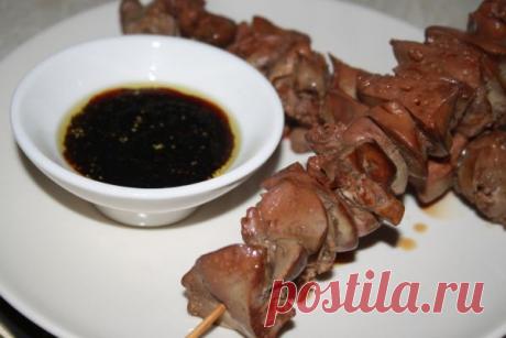 Якитори из куриной печени с пикантным соусом / Рецепты с фото