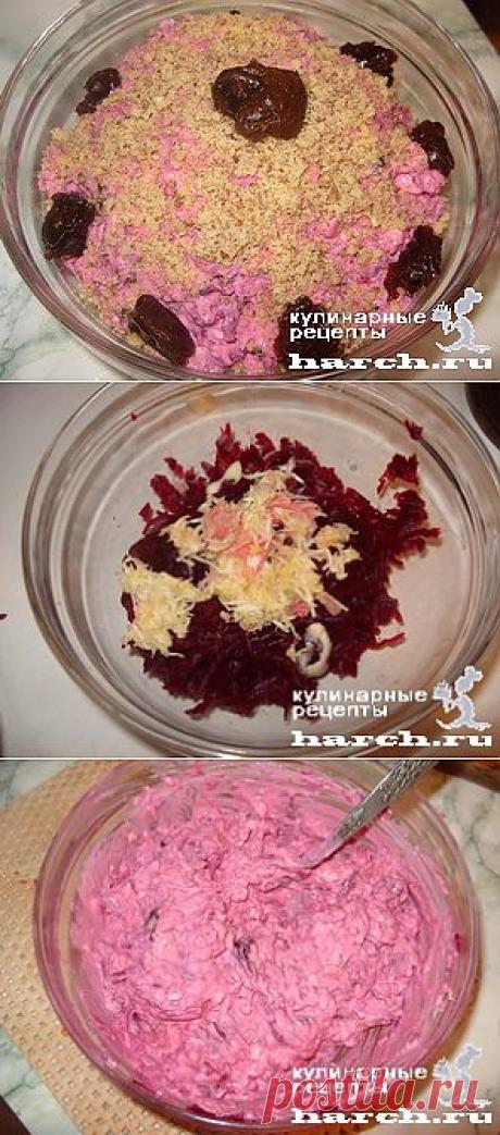 Салат из свеклы с орехами и черносливом “Магнолия” | Харч.ру - рецепты для любителей вкусно поесть