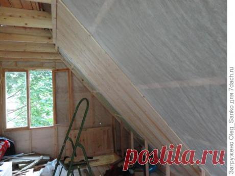 Как утеплить скатную крышу, не снимая кровли