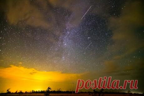 Завтра ночью на небе можно будет увидеть до 20 метеоров в час. Для нас постараются сразу три потока, два из которых будут на пике своей активности.
