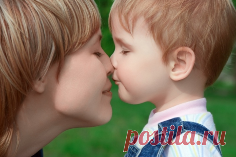 Воспитание мальчика: роль мамы в жизни сына