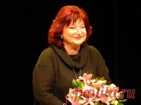 Сбросившая почти полцентнера Елена Степаненко решила покинуть Россию