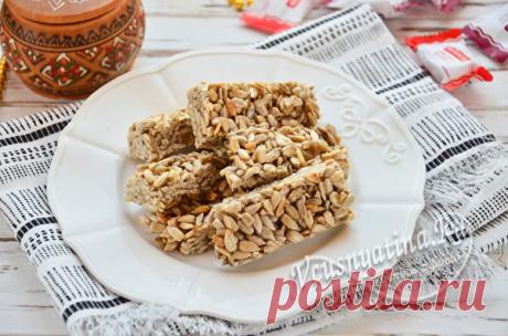 Козинаки из семечек в домашних условиях: рецепт с фото Рецепт с фото по приготовлению вкусных козинаков из семечек в домашних условиях. Десерт готовится легко, и получается таким же, как в детстве.