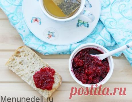 Рецепт варенья на клюкве / Клюква — 300 г
Сахар — 300 г
Специи — по желанию