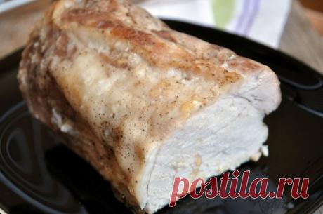 Буженина медленного томления
Попробовав один раз приготовить мясо с "выключенной духовкой" я поняла, что это не только выгодно, но и вкусно.Во-первых, экономия электроэнергииВо-вторых - вероятность пересушивания/пережаривания пр…