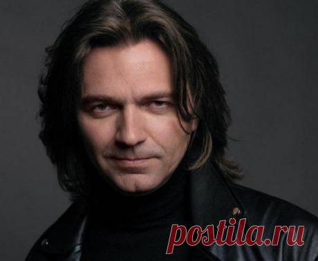 Дмитрий Маликов поделился редким фото с сестрой: 42-летняя Инна выглядит потрясающе