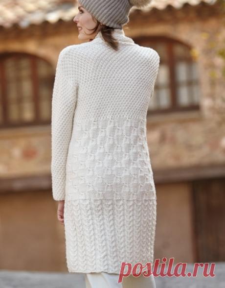 Пальто с косами спицами Maxi Merino - Вяжи.ру