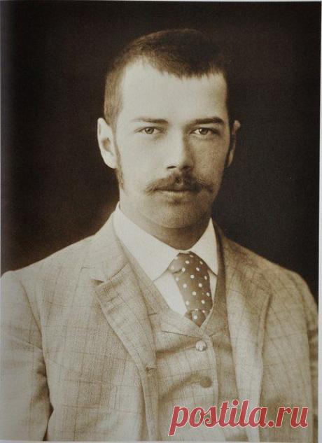 Цесаревич Николай Александрович (будущий царь Николай II) в молодости / История цивилизаций!