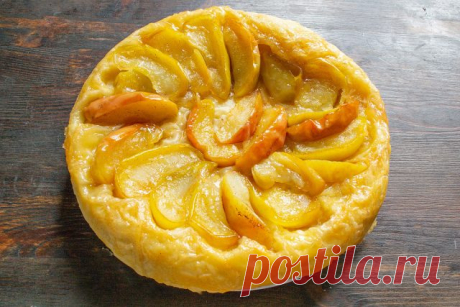 Тарт татен с яблоками из слоеного теста — Ботаничка