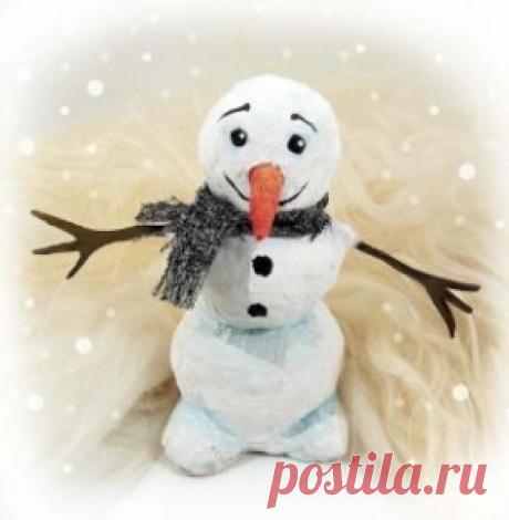 Снеговик из папье-маше