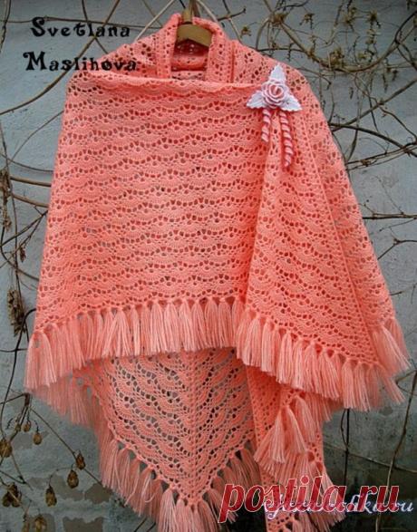 Мохеровая шаль крючком от Svetlana Maslihova
Схема: https://vjazalochka.ru/vyazanie-dlya-zhenshchin/sharfy-snudy-palantiny/mokherovaya-shal-kryuchkom-ot-svetlana-maslihova