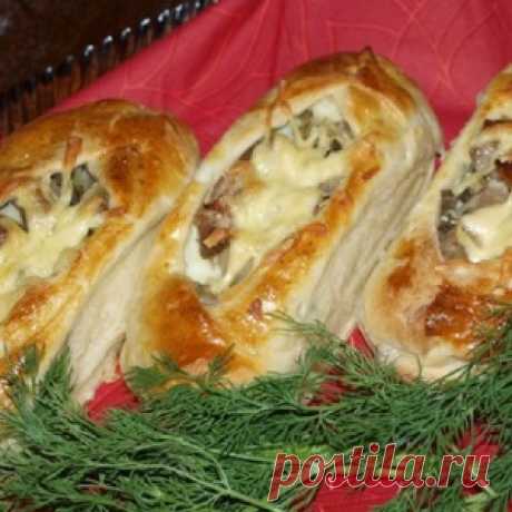 Вкусные и сытные лодочки из слоеного теста