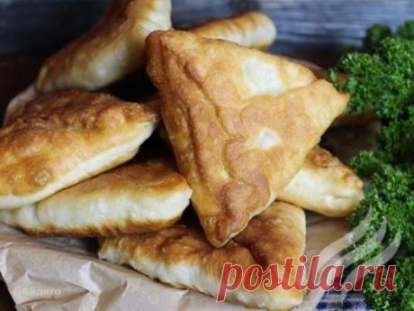 Пироги с картофелем и колбасным сыром