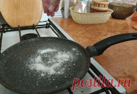 Простая хитрость, чтобы масло из сковородки не брызгало во все стороны | Идеи для жизни | NOVATE.RU | Яндекс Дзен