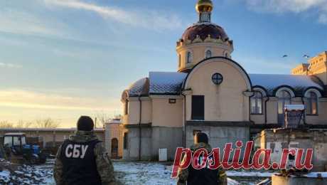СБУ возбудила 68 уголовных дел против клириков УПЦ с начала СВО. С февраля 2022 года Служба безопасности Украины (СБУ) возбудила 68 уголовных дел против священнослужителей Украинской православной церкви (УПЦ), в том числе по обвинениям в сотрудничестве с РФ. "По материалам СБУ начато 68 уголовных ...