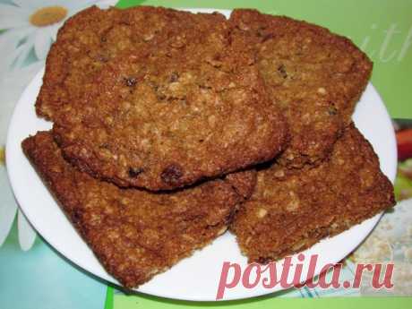 ОВСЯНОЕ ПЕЧЕНЬЕ ПО ДОМАШНЕМУ
Думаю все покупали овсяное печенье в магазине. А вы пробовали приготовить его дома!? Ведь не секрет, что домашний вариант намного вкуснее. При этом можно добавить изюм, орехи и другие ингредиенты. П…