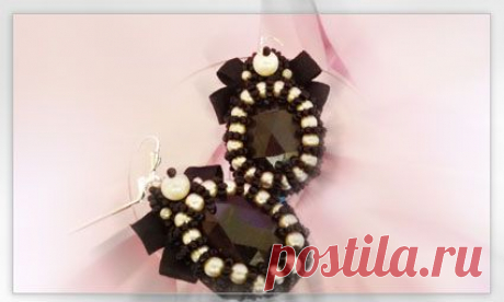 Оригинальные серьги из бусин и бисера.