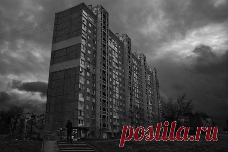 ПОЧЕМУ В ПАСМУРНУЮ ПОГОДУ У НАС ПЛОХОЕ НАСТРОЕНИЕ?
В России – очень много мест, где солнце является нечастым гостем. В топ-5 городов с самым низким количеством солнечных дней входят:
1). Якутск
2). Мурманск
Показать полностью…