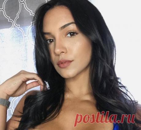 Бедрастая Наташа показала себя во всей красе: фитоняшка опубликовала новые фото