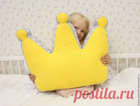 Подушка-корона: как сшить своими руками, выкройка, мастер-класс?
