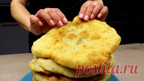 Огуречные лепёшки полюбила ещё в декрете, теперь готовлю их постоянно | Семейные рецепты Пульс... Как только открываем банку с соленьями, первым делом я готовлю эти лепёшки. Ну очень вкусно! Попробуйте сами!