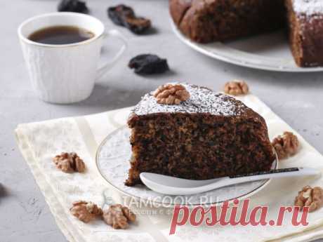 Постный кофейный пирог с черносливом и орехами — рецепт с фото Пирог с насыщенным кофейным вкусом, с кусочками чернослива и орехов. Попробовав один раз, влюбляешься навсегда!